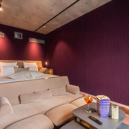 Hotel Mk2 Paradiso Nation Parigi