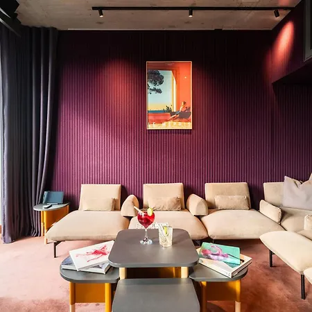 Hotel Mk2 Paradiso Nation Parigi
