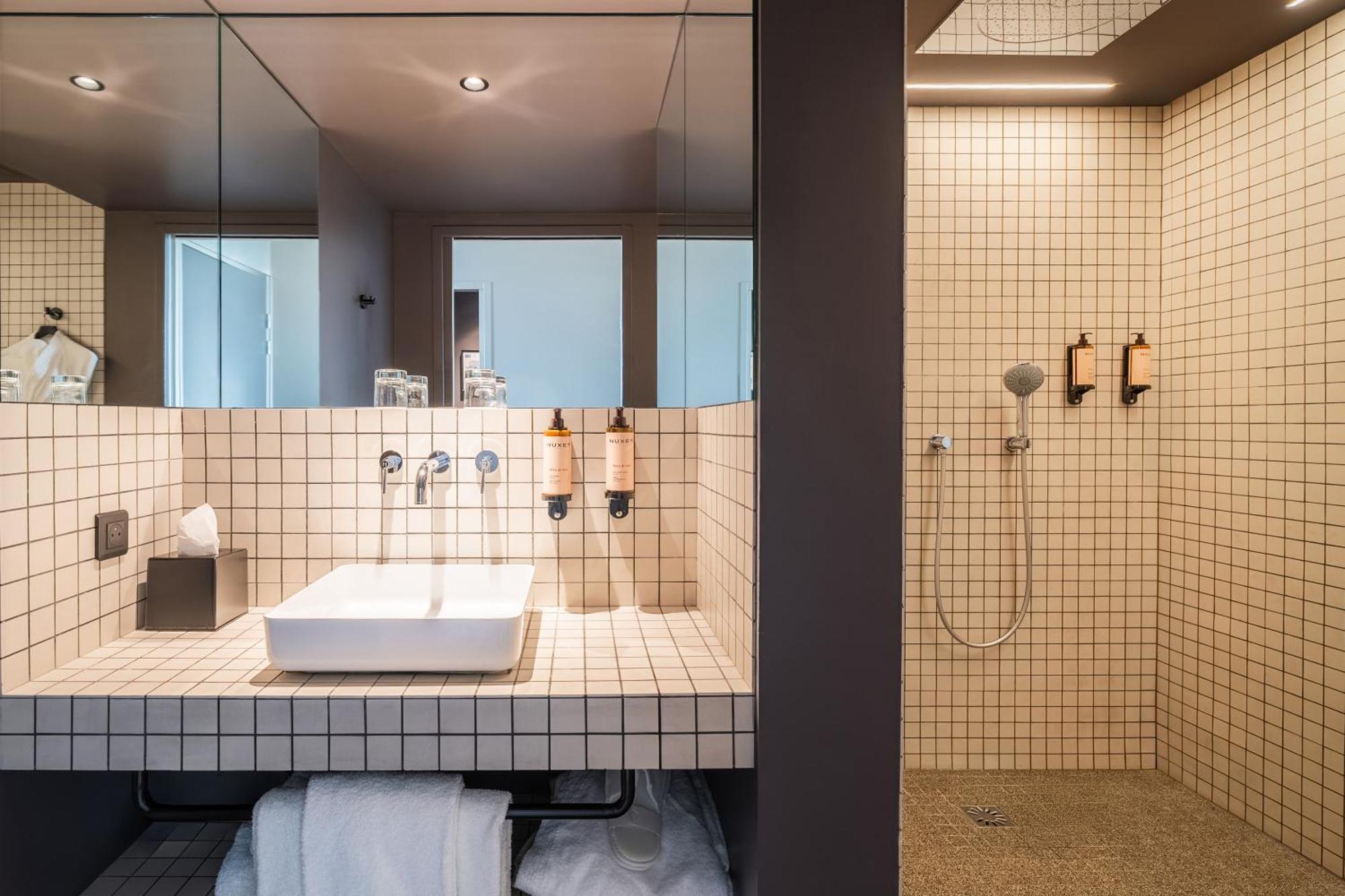 Hotel Mk2 Paradiso Nation 4*